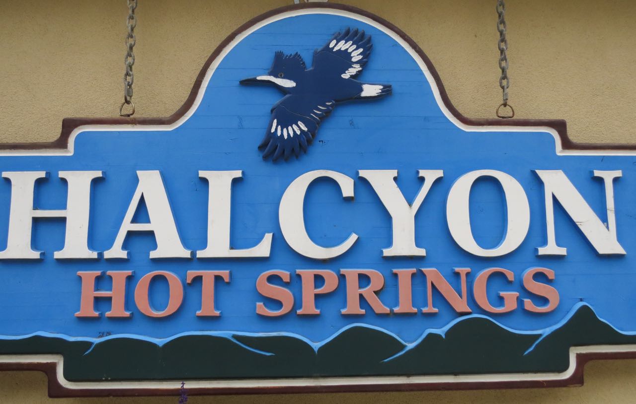 halcyon hot springs sign