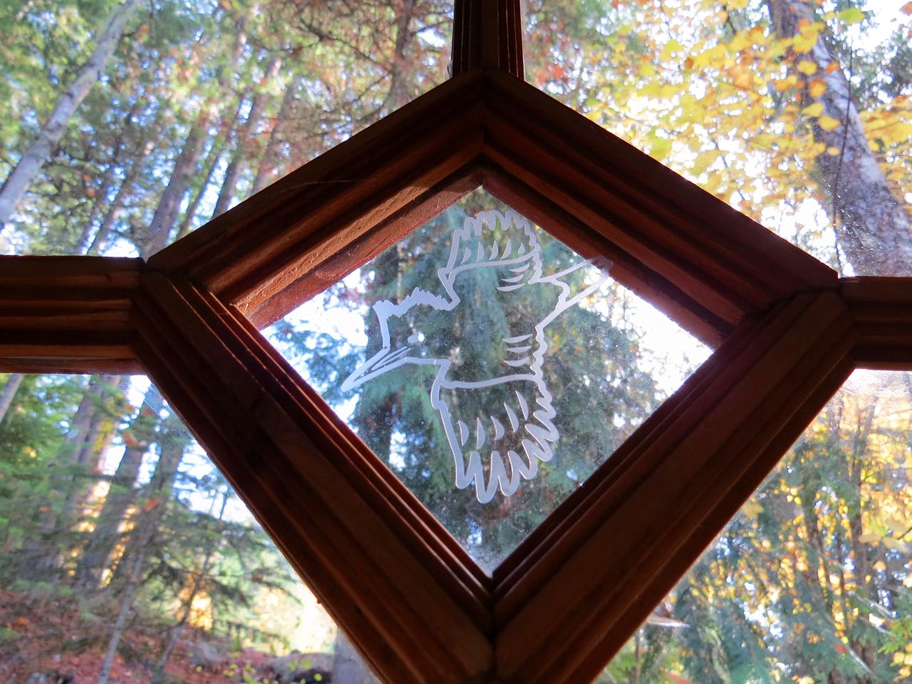 kingfisher glass-chapel-halcyon hot springs