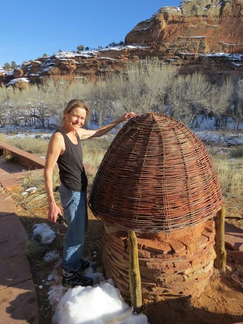 Sandra with basket/oven