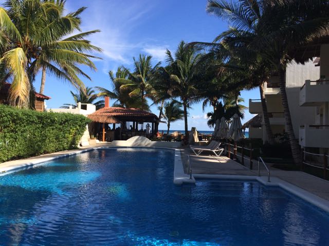 petitlafitteswimmingpool