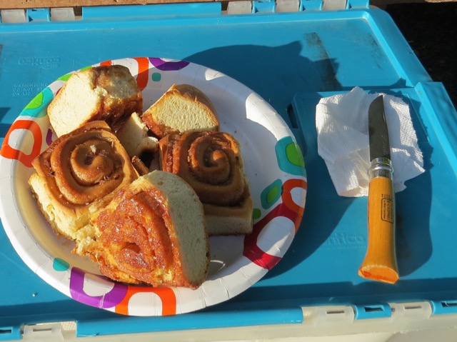 Daughertys cinnamon rolls