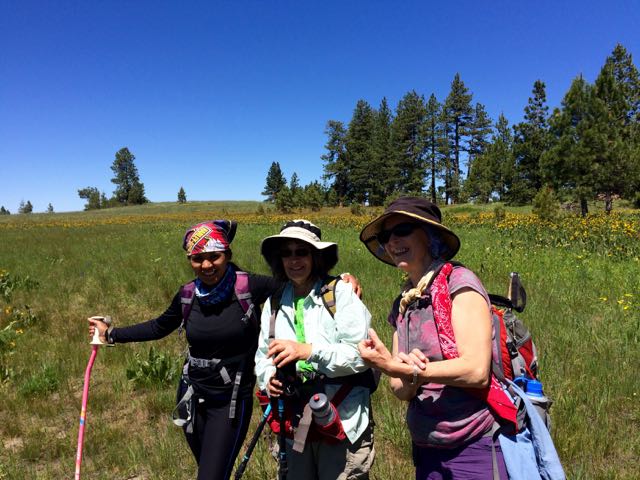 Jenny, Ruth, Carolyn-Umatilla Rim