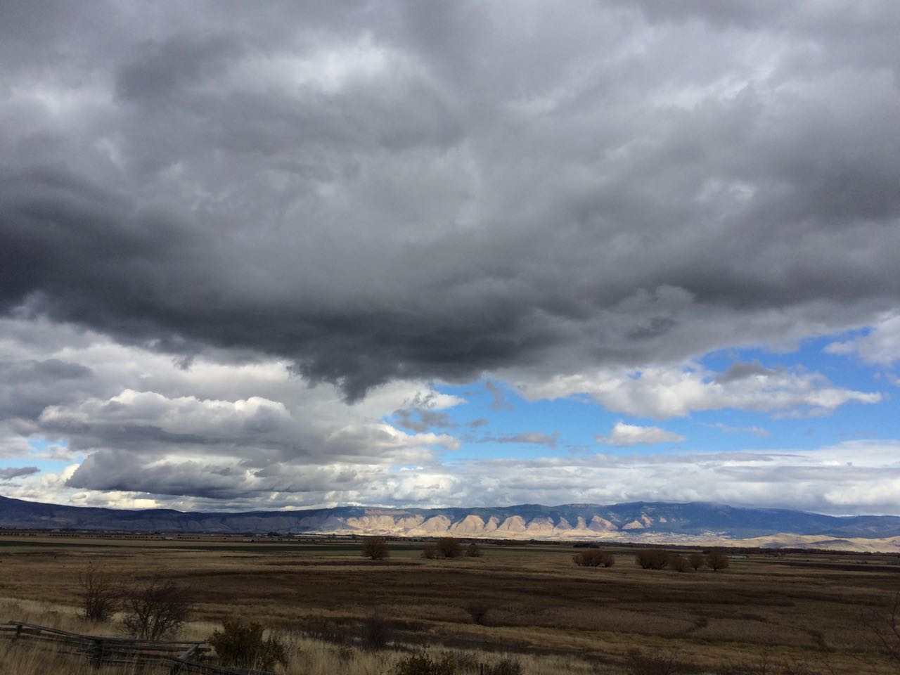 cloudsoverGrandeRondeValley